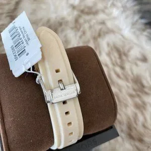 MICHAEL Michael Kors | Accessories | Nwt Michael Kors  display picture 2